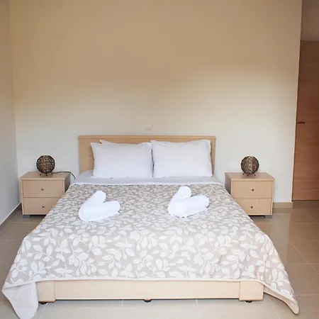 Pounentes Apartment *