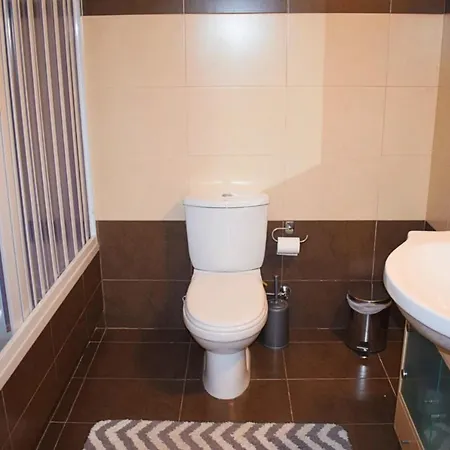 Pounentes Apartment *